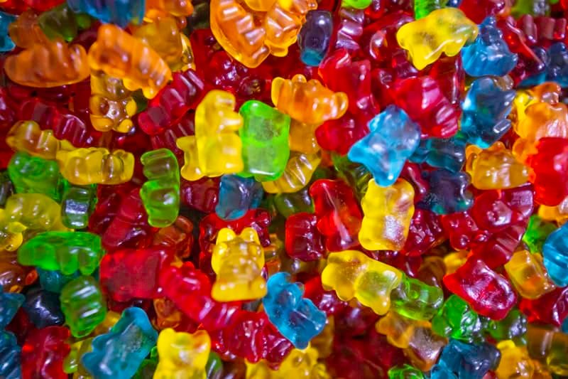 Colorful hemp gummies flavored with terpenes