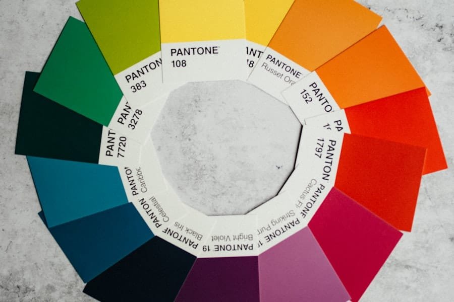 Layered colored paper representing cannabinoids combined in a blend